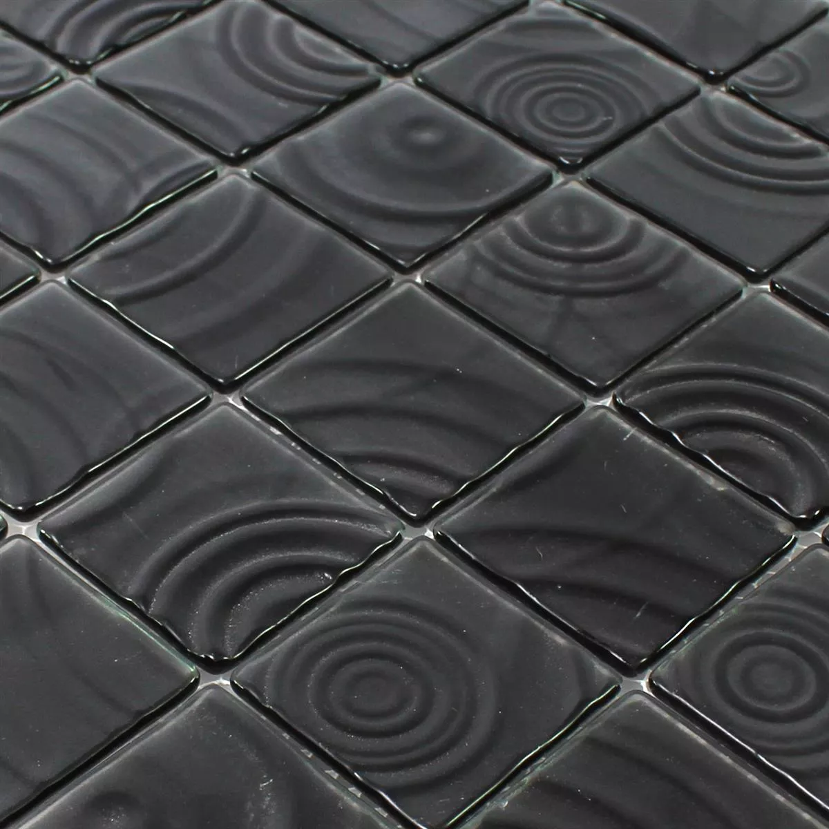 Uzorak Staklene Mozaične Pločice S Vrtastom Efektom Crne Boje