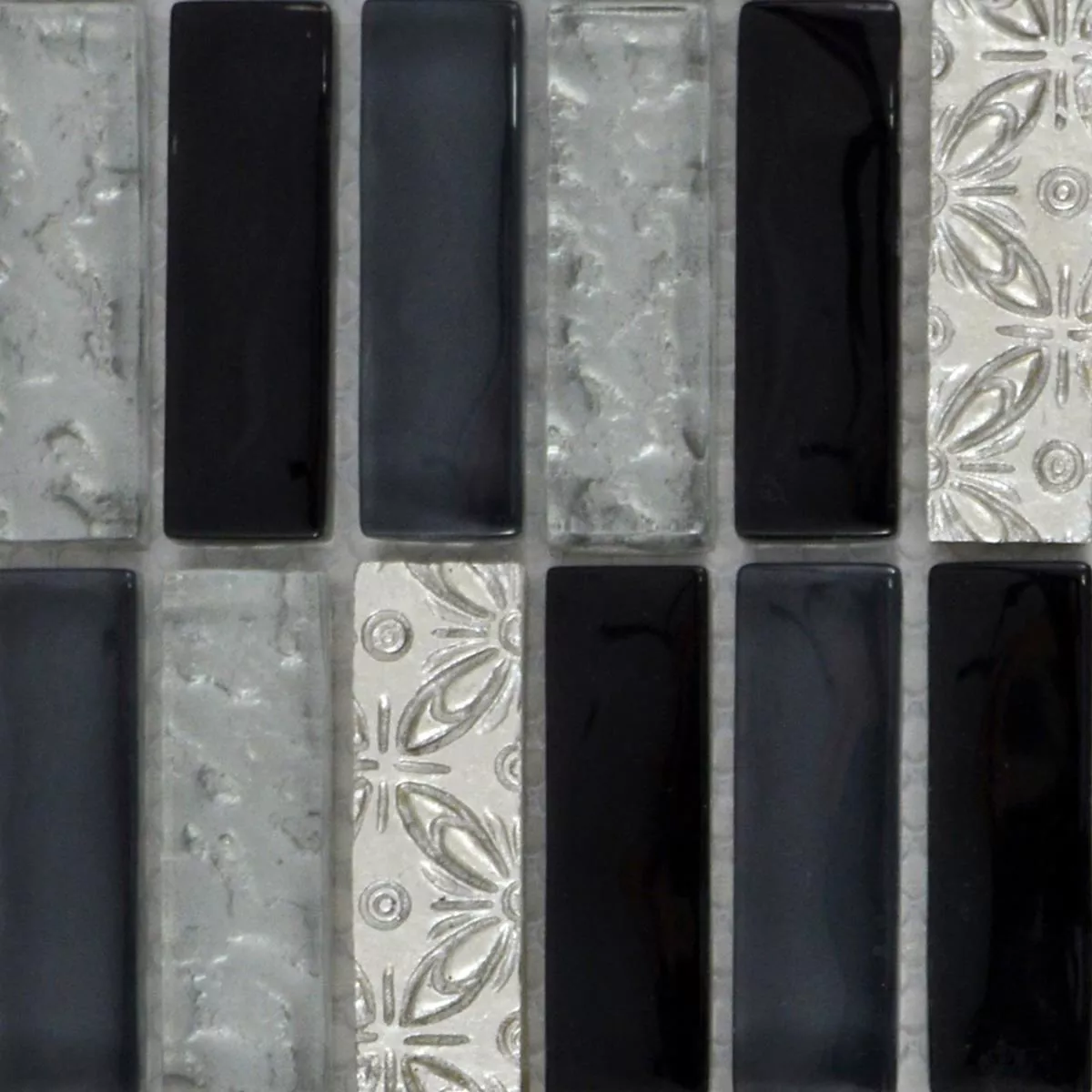 Uzorak Stakleni Mozaik Pločice Od Prirodnog Kamena Conchita Crna Srebrna